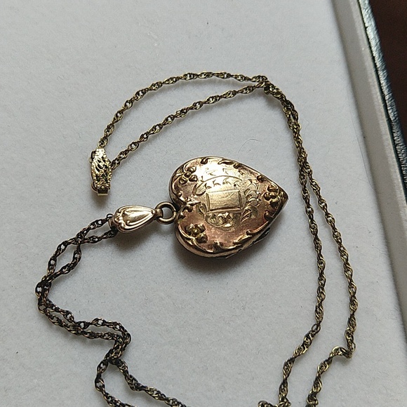 Jewelry | Antique Gold Filled Heart Locket Pendant Charm Necklace ...